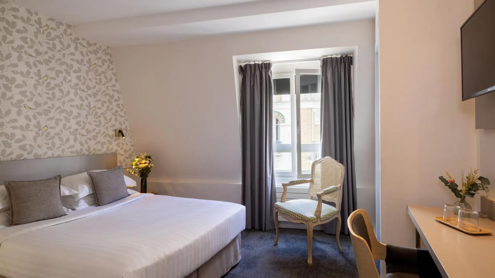 Des Ambassadeurs Hotel