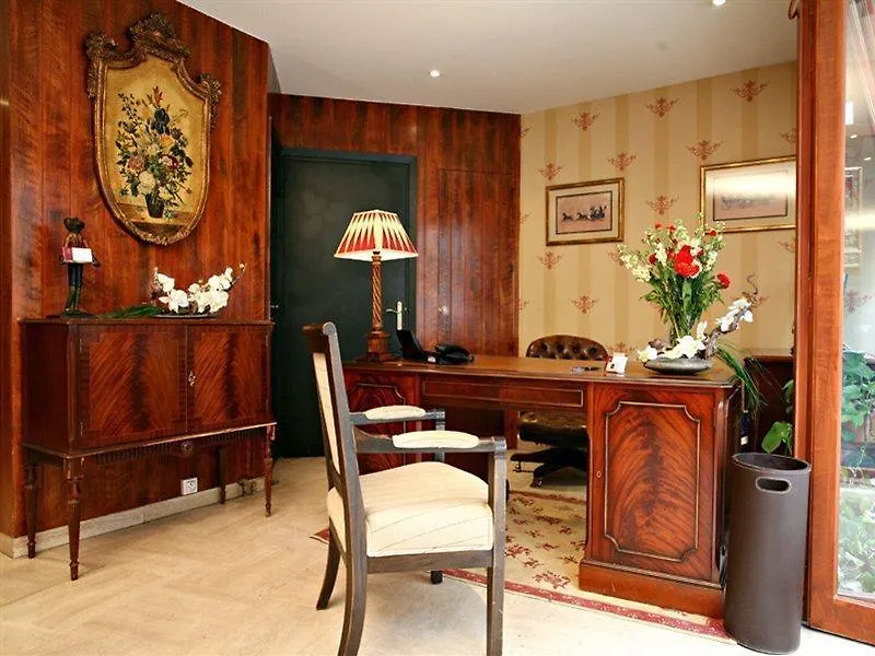 Des Ambassadeurs Paris